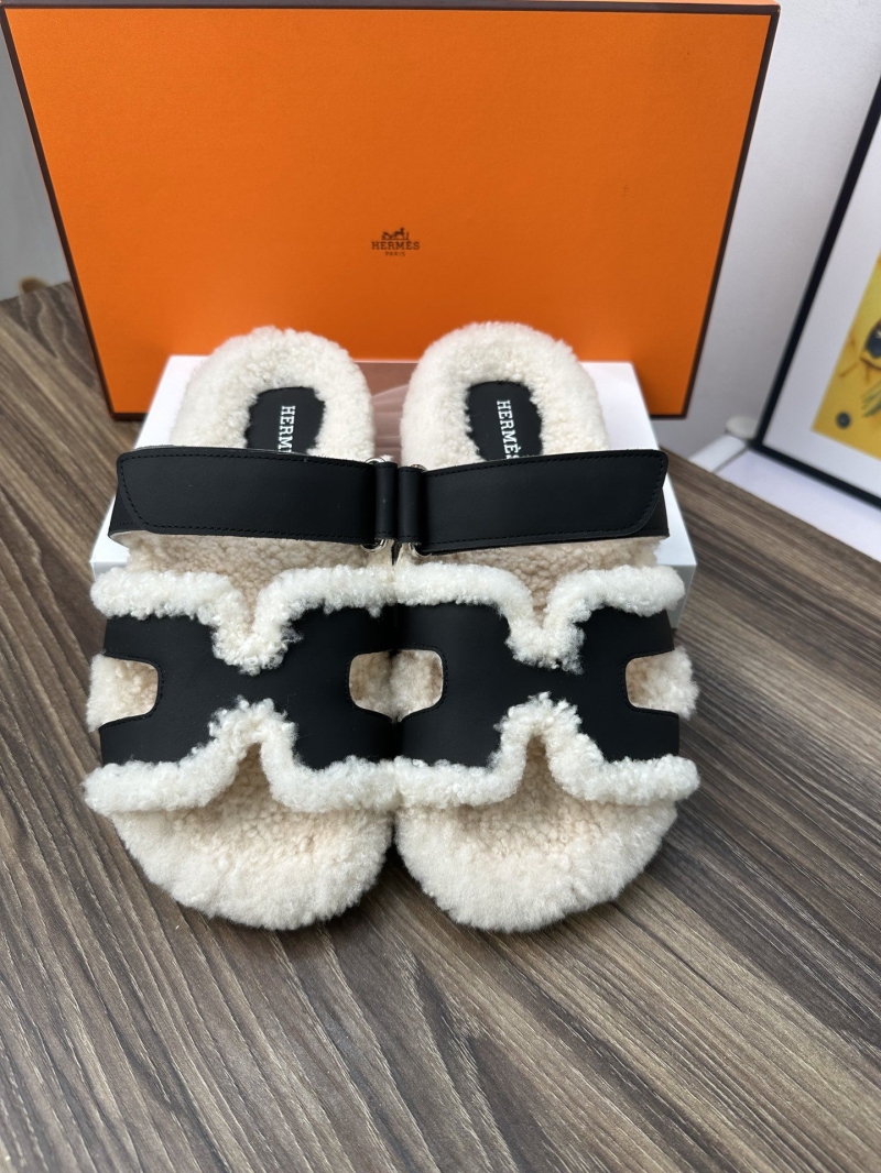 Hermes Slippers